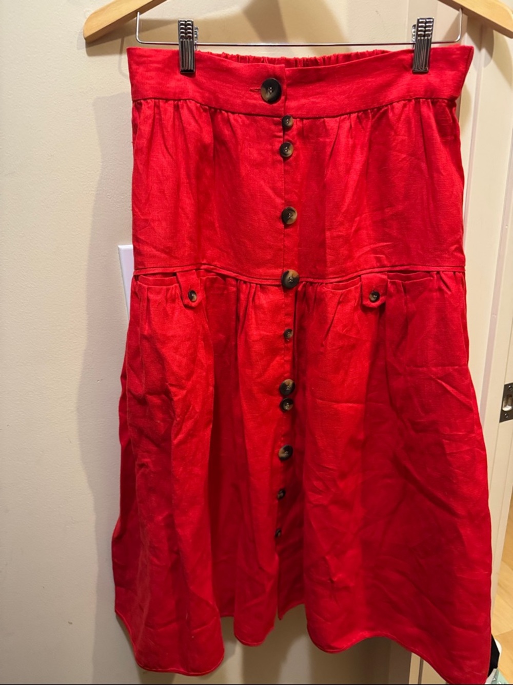 FARM Rio Vibrant Red Button-Front A-Line Skirt